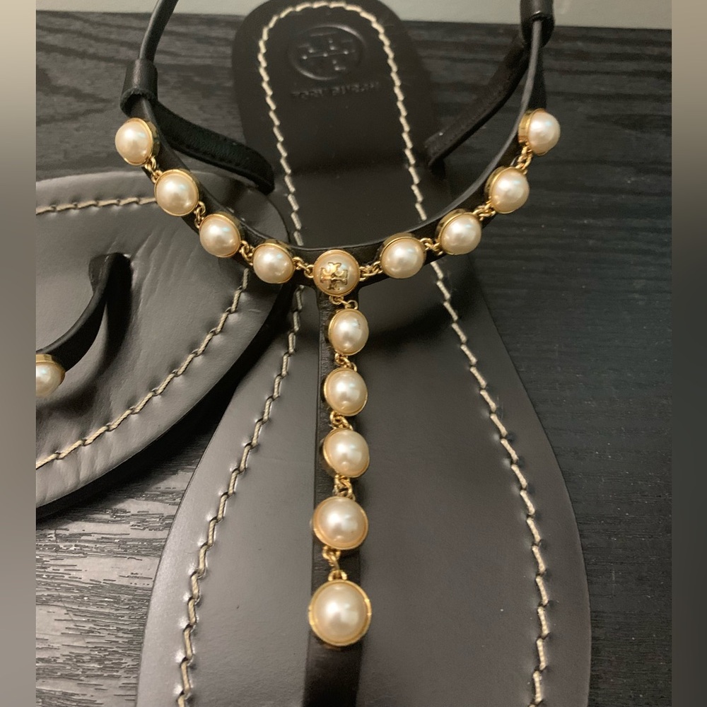 Tory Burch Emmy Pearl Leather Sandals - Picture 6 of 7
